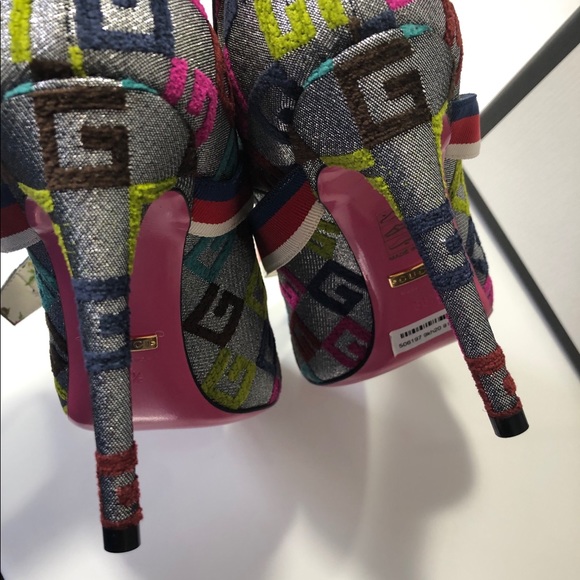 Labor Day sale🛍😢Gucci heel 😢🛍 - Picture 4 of 7